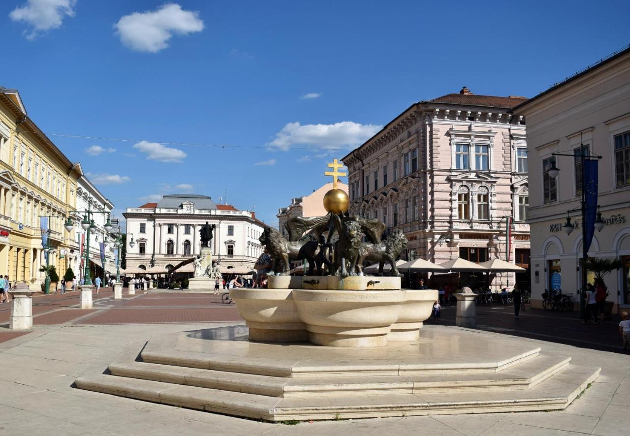 Szeged Suncity Apartman Seghedin Exterior foto